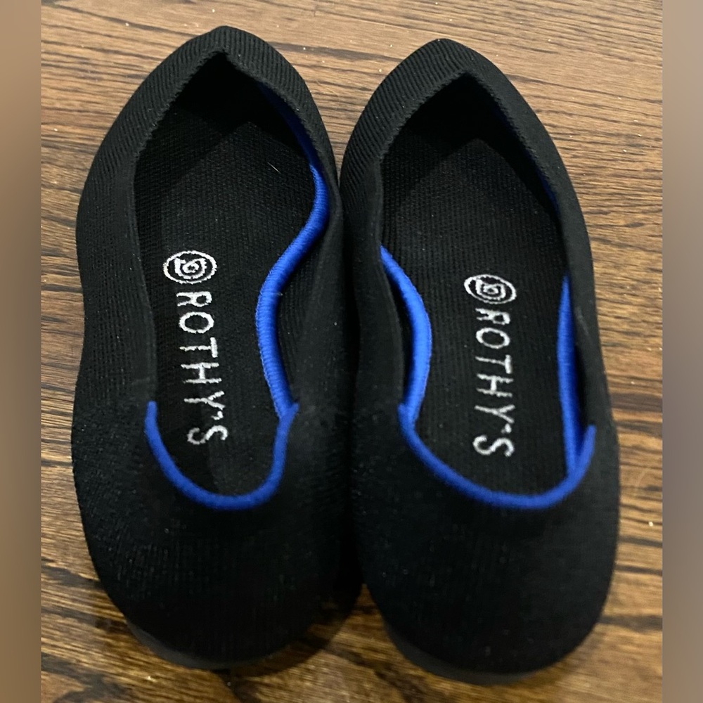 Rothy's The Pointe Black Knit Ballet Flats with Blue Trim Size 6.5 EUC - Picture 3 of 7